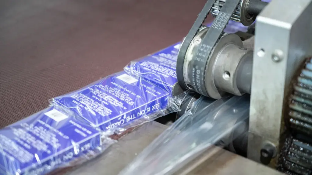 Card plastic sealing